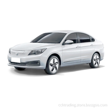 Dongfeng E70 Made in China New Energy تستخدم السيارات الكهربائية 2023
